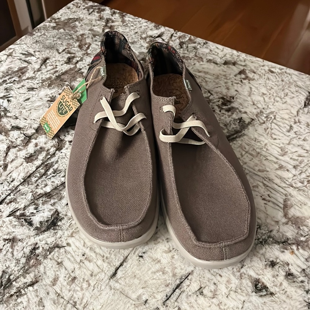 New Sanuk